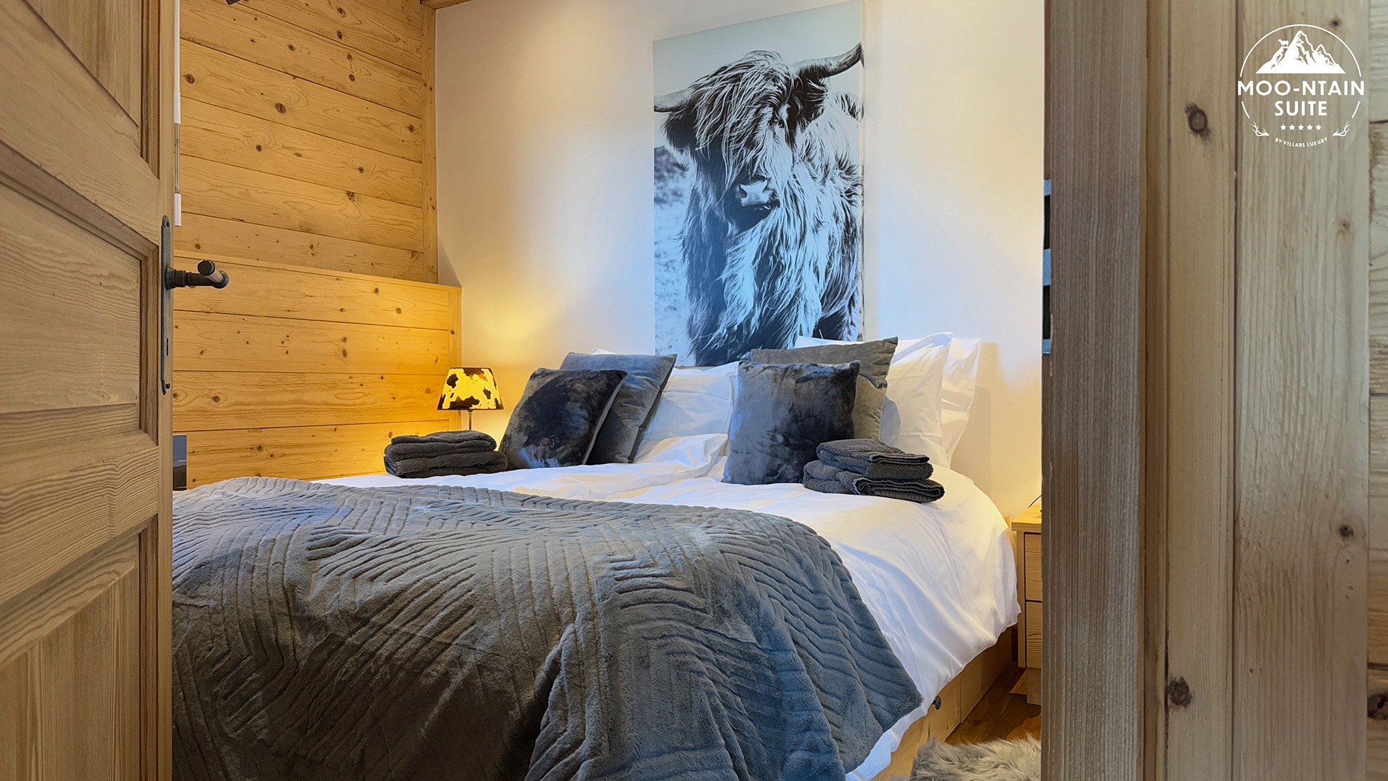 Moo-ntain Suite by Villars Luxury photo 1