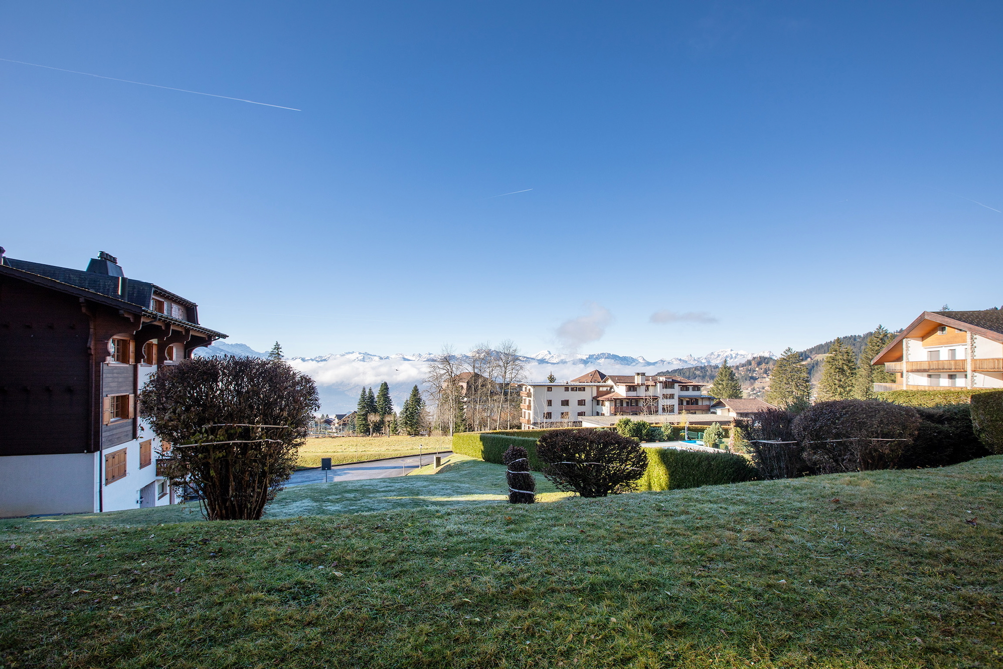 Snowbell Gardens by Villars Luxury photo 5