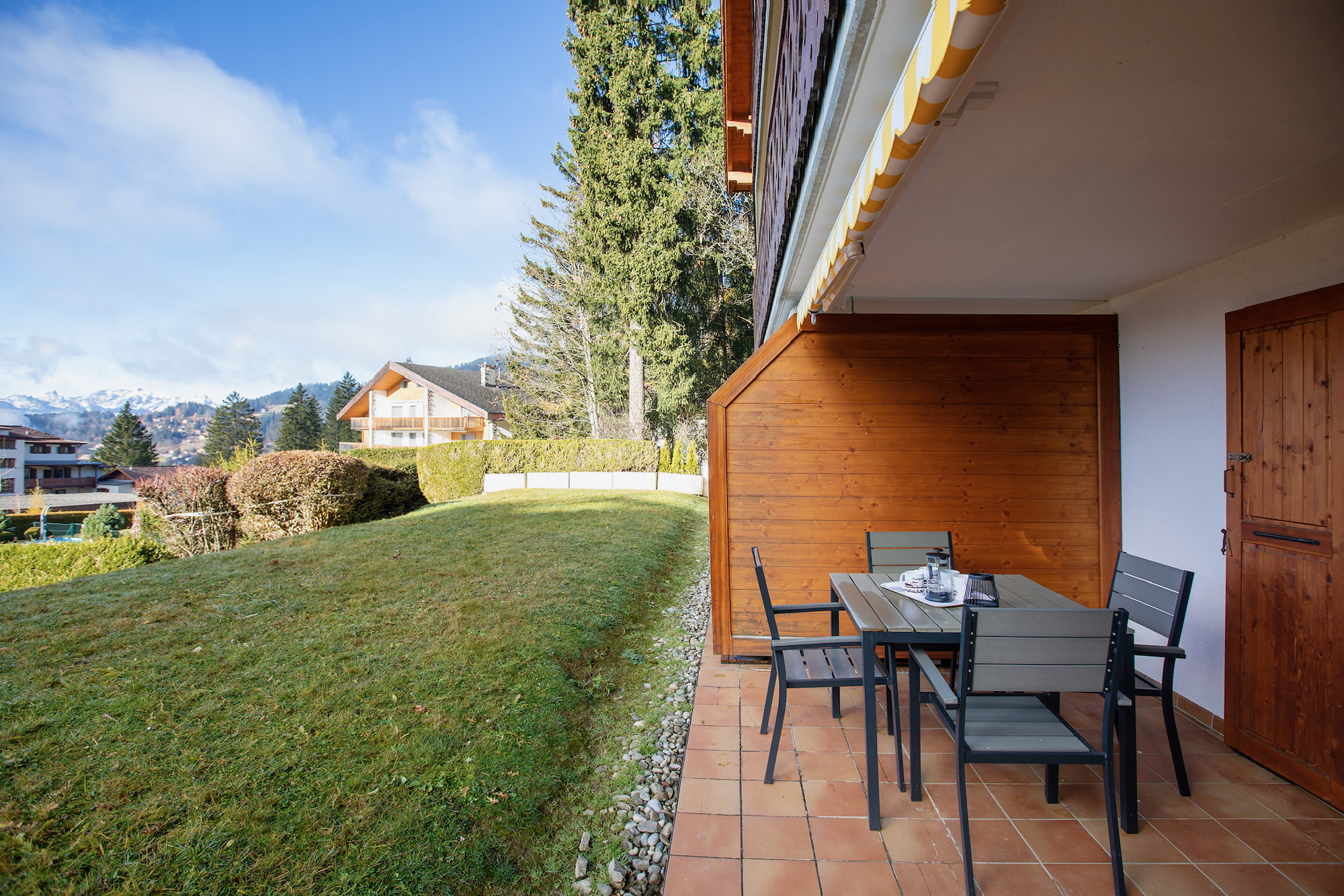 Snowbell Gardens by Villars Luxury photo 7